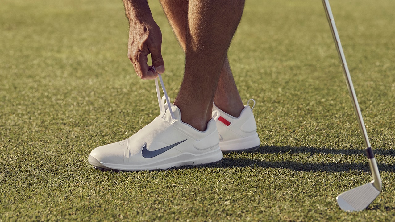 Tiger woods sales 2018 shoes